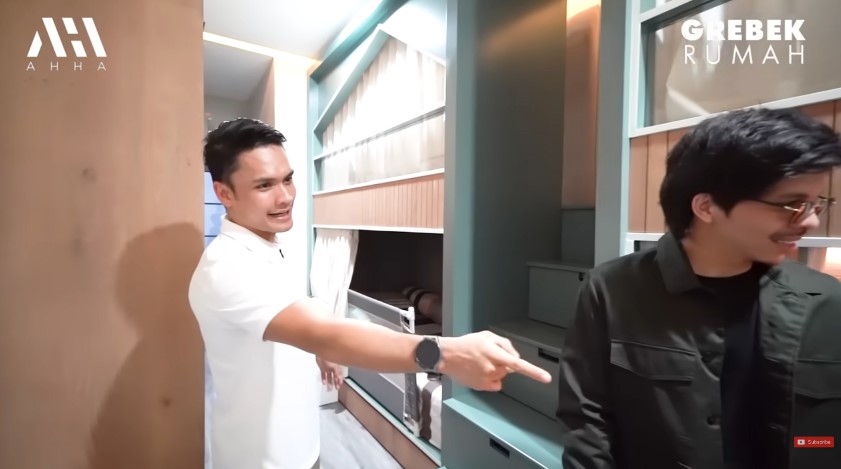 Punya rumah minimalis bak di gang senggol, 9 potret kamar anak Randy Pangalila ini estetik