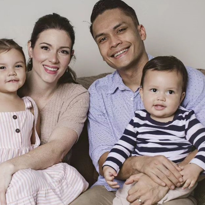 Punya rumah minimalis bak di gang senggol, 9 potret kamar anak Randy Pangalila ini estetik