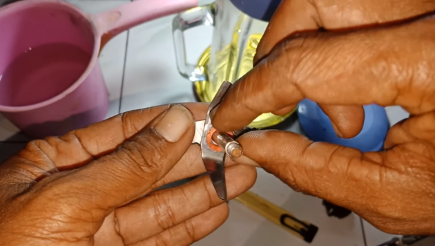 Trik mudah memperbaiki blender bocor tanpa perlu ganti alat baru, cuma pakai 1 peralatan dapur