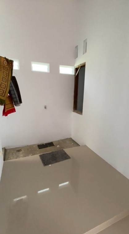 Belum dicat bak bangunan belum jadi, 9 potret bagian dalam rumah ini ternyata ciamik gaya open space