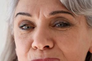 Cara kencangkan kerutan di wajah agar awet muda pakai 1 jenis kacang-kacangan, tanpa rose water