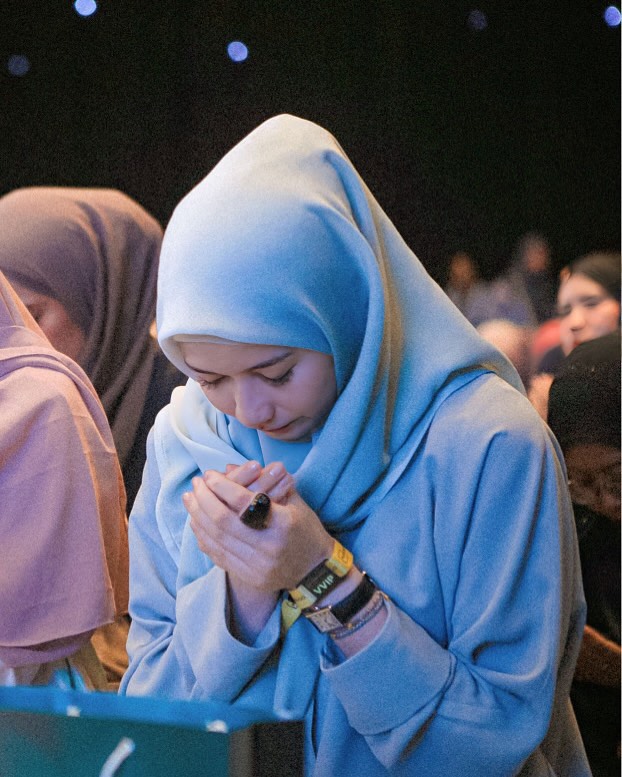 9 Momen Iris Wullur ikut kajian di tengah perselingkuhan sang suami, tak kuasa menahan tangis