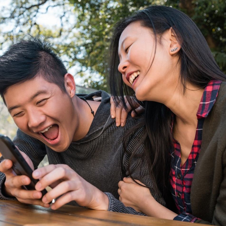 50 Caption lucu buat pacar yang bikin dia makin sayang, bucin tapi kocak