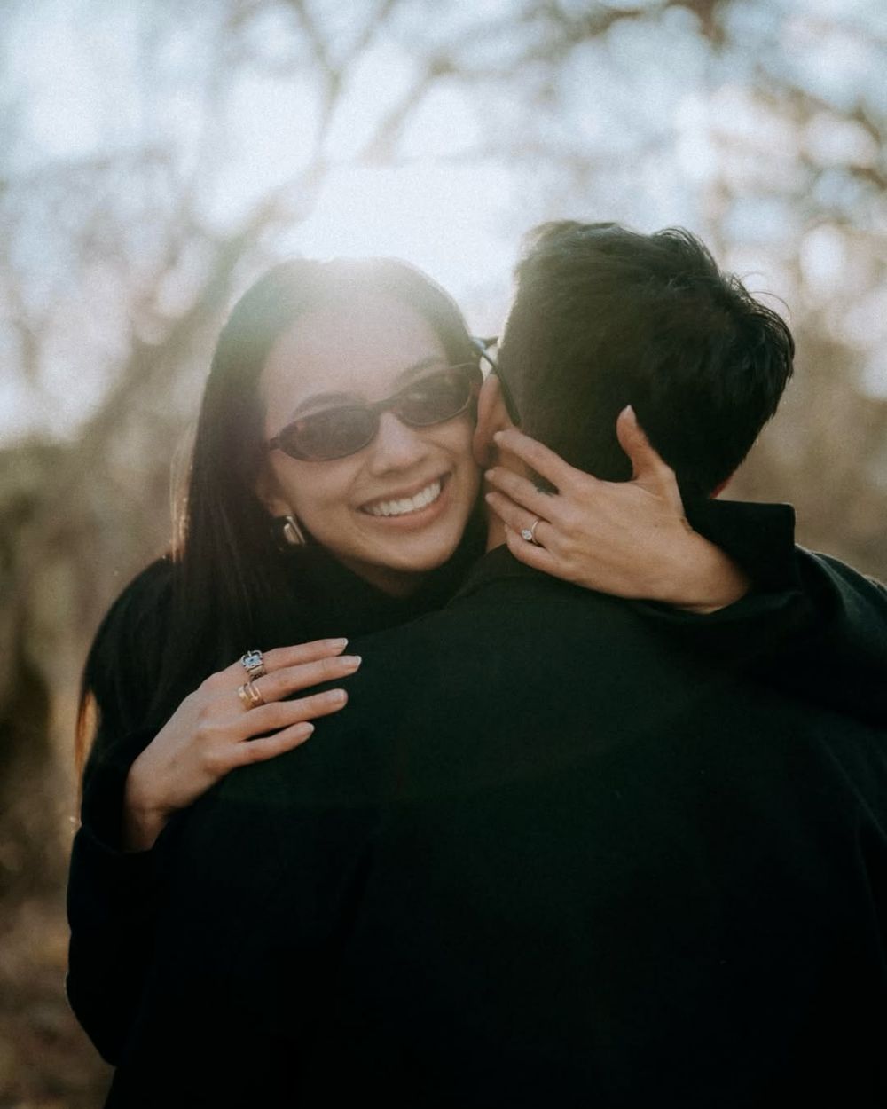 Dulu dijodoh-jodohkan dengan Al Ghazali, ini 7 potret selebgram Nazla Alifa dilamar Adikara di Jepang