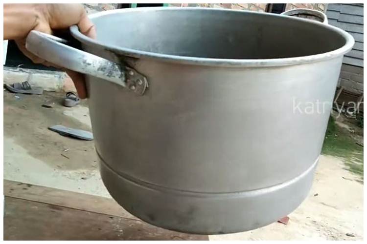 Trik praktis atas permukaan panci berlubang agar bisa dipakai lagi tanpa ditambal bahan apa pun