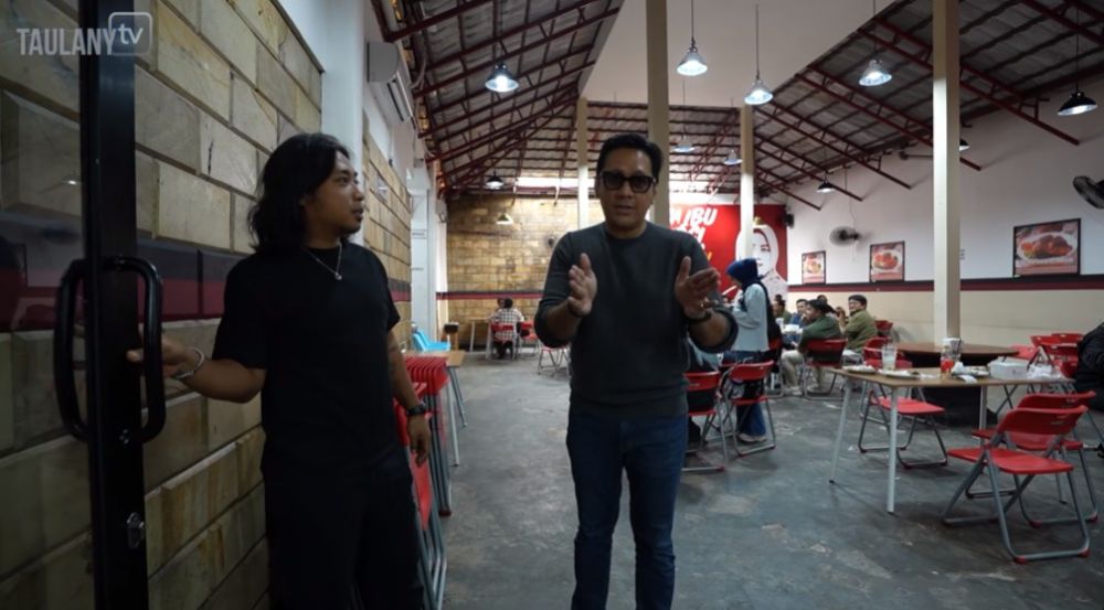 Jadi komedian sukses, Praz Teguh buka warung makan demi wujudkan impian mendiang ibu, ini 11 potretnya