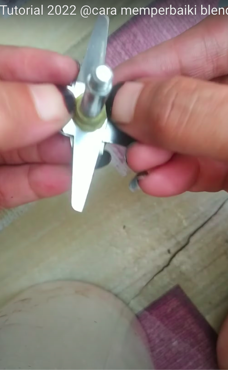 Trik mudah memperbaiki blender bocor tanpa ditambal karet gas LPG, cuma pakai 1 alat sederhana