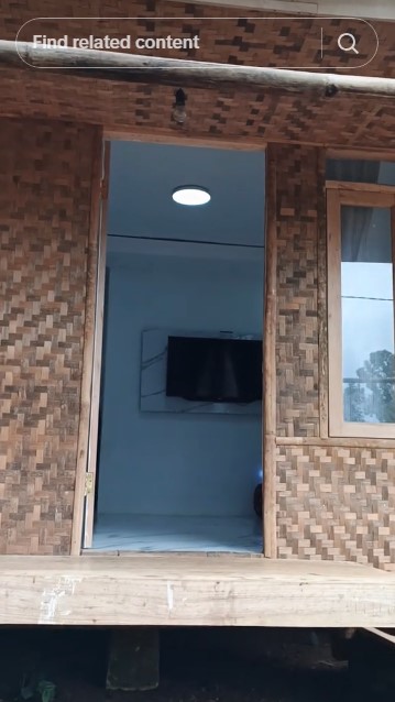 Luarnya bak gubuk usang di tengah hutan, 9 potret rumah ini interiornya mirip di kompleks elit