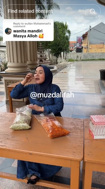 Rumah Muzdalifah ditaksir Rp 32 M bak istana, begini 9 potret terasnya yang jadi gudang dagangan