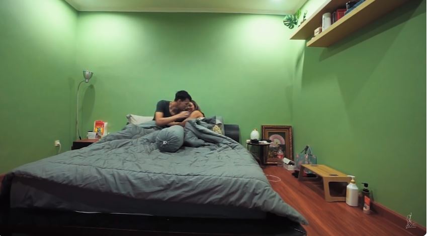 Bantah miskin gegara rumahnya sederhana, 9 potret kamar Marcell Darwin ini simpel tanpa walk in closet