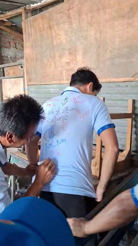 Getirnya perpisahan karyawan Sritex korban PHK ribuan pekerja, ini 9 potretnya