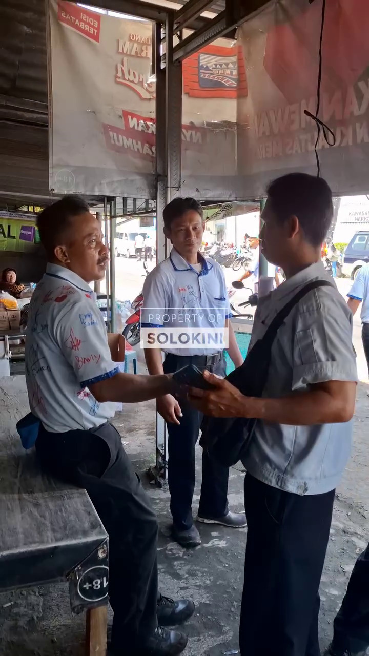 Getirnya perpisahan karyawan Sritex korban PHK ribuan pekerja, ini 9 potretnya