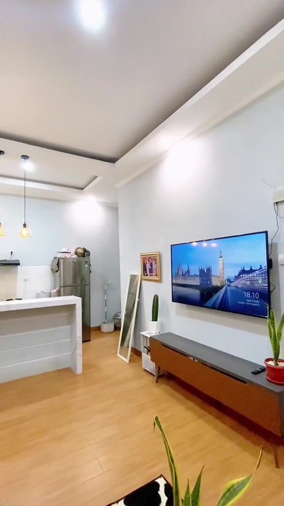 Dari luar terlihat sederhana dan tampak usang, 7 potret dalam rumah ini unik, konsepnya open space