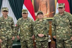 Momen Puan Maharani jumpa Prabowo, Jokowi dan SBY saat Parade Senja Akmil, apa yang diobrolkan?