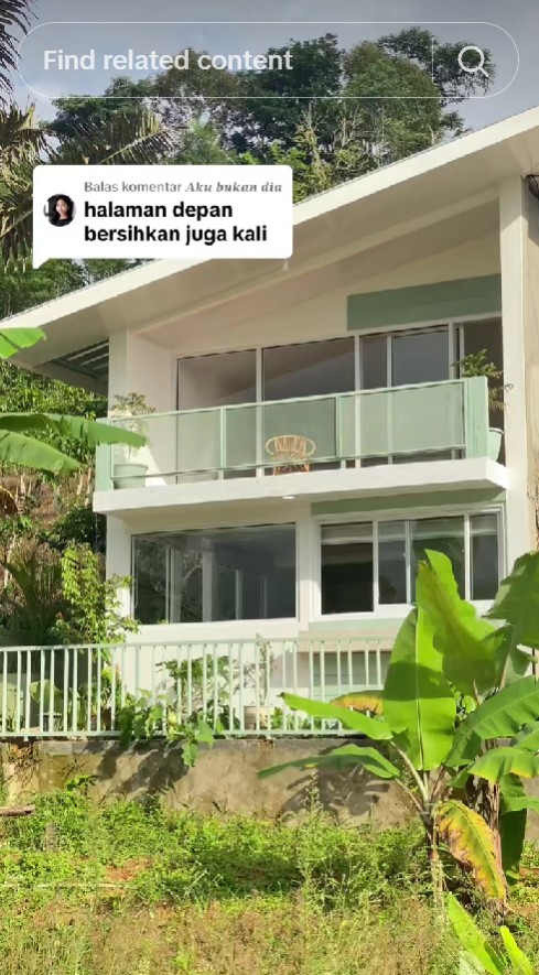 Pasutri ini bangun rumah 2 lantai di tengah sawah, 9 potret dapurnya punya view idaman para emak-emak