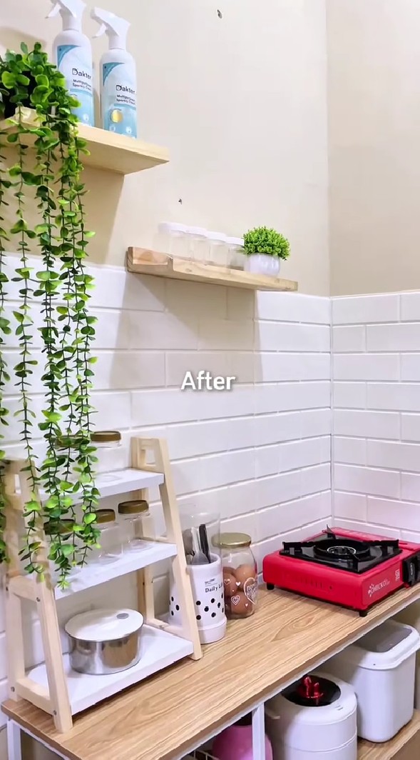 Awalnya berantakan, 9 potret makeover dapur kos sepetak jadi estetik meski nyempil di sudut kamar