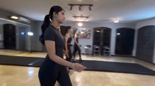 9 Potret Almira anak Annisa Pohan ikuti kelas model, body goalsnya idaman para wanita