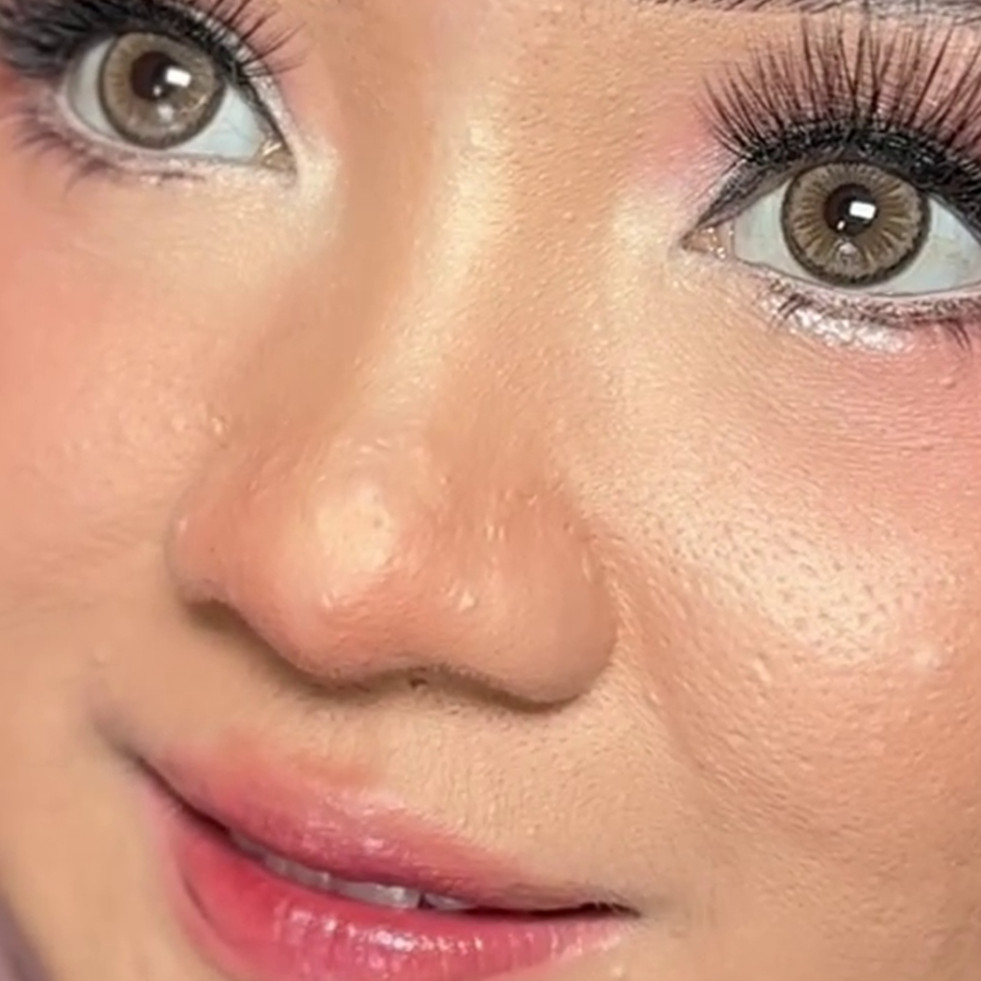 Jangan asal ditap-tap, ini trik bikin complexion lebih halus pada wajah bopeng dan berpori-pori besar