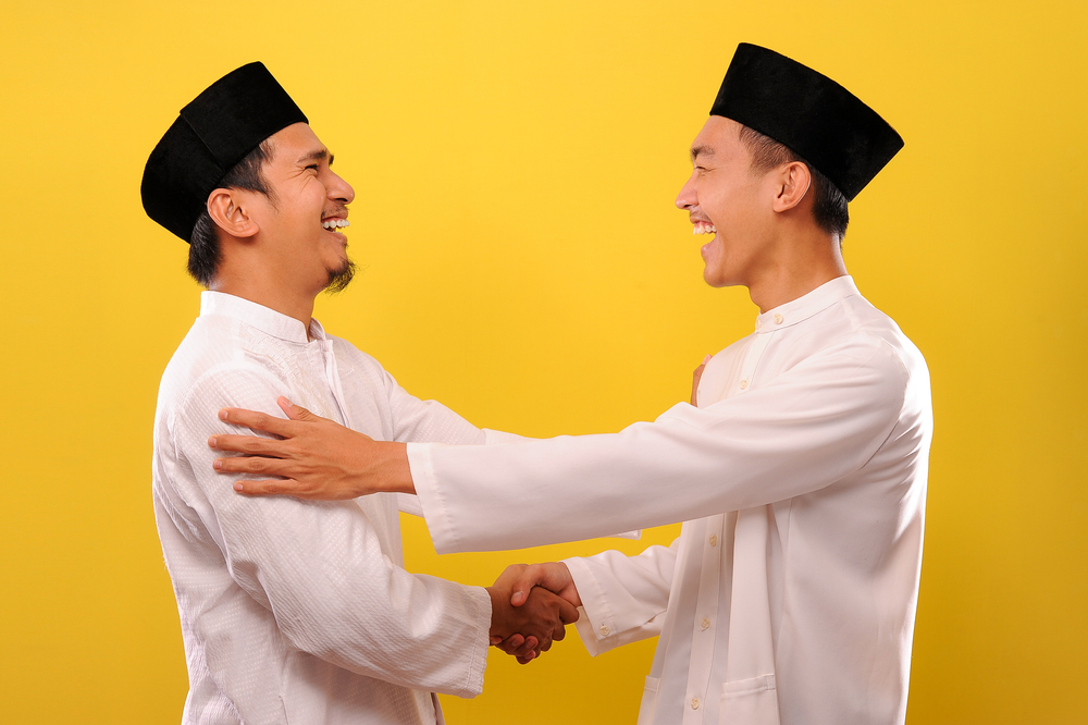 Tersenyum saja jadi pahala, 5 kebiasaan terkesan sepele ini buka pintu pahala saat Ramadan