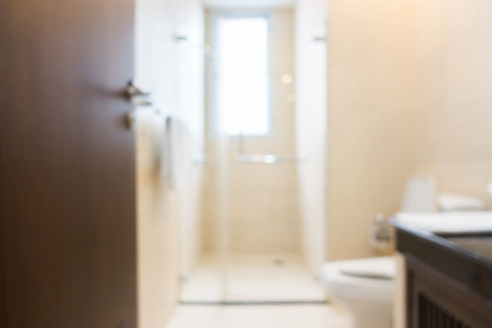 Kenapa hampir semua pintu kamar mandi terbuka ke dalam? Ini fakta uniknya