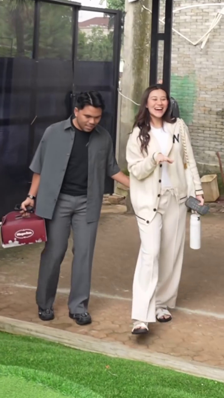 9 Momen Aaliyah Massaid kumpul bareng keluarga Halilintar, interaksi dengan ayah mertua jadi sorotan