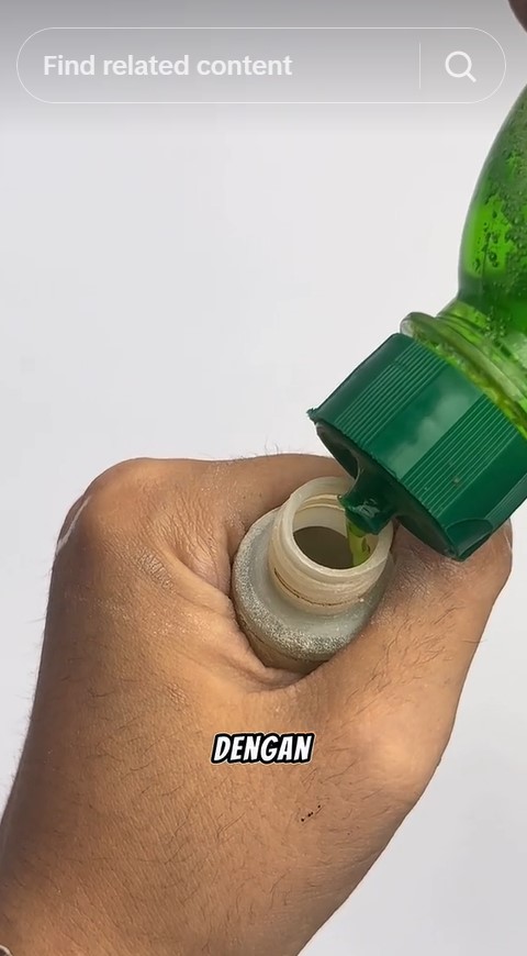 Trik mudah bersihkan debu kipas angin tanpa dibongkar dalam 30 detik, cukup pakai 3 bahan dapur