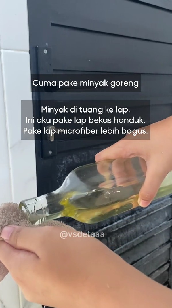 Trik enyahkan kerak di pintu kamar mandi tanpa digosok pembersih, cuma pakai 1 bahan dapur