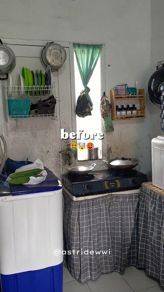 Belum ada area masak, 9 potret makeover dapur sementara di rumah subsidi ini estetik bikin betah masak