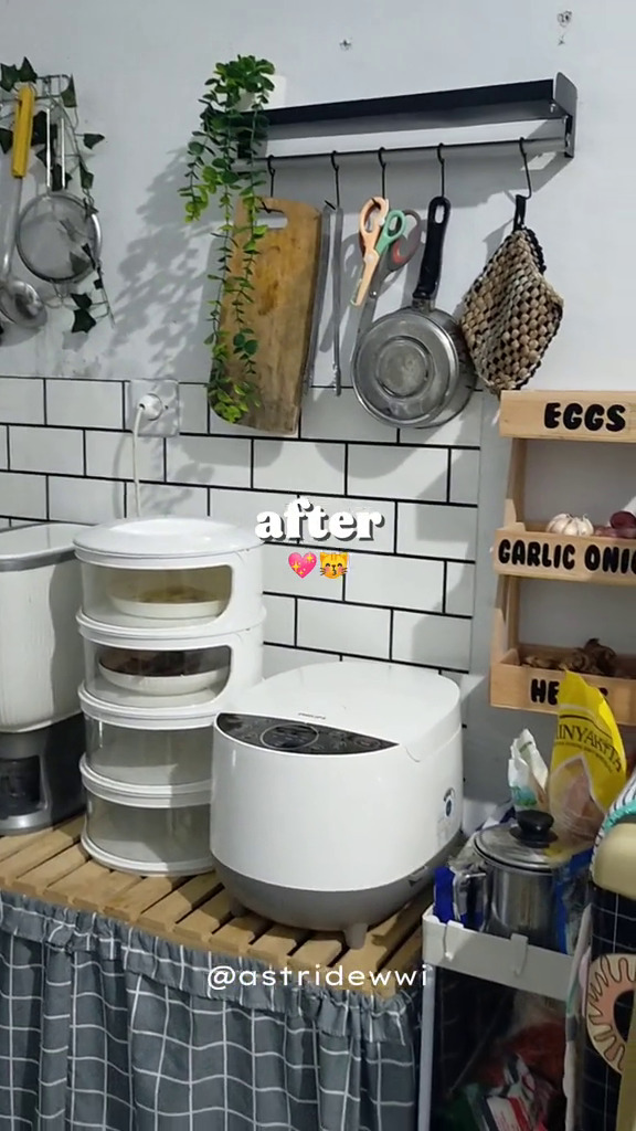 Belum ada area masak, 9 potret makeover dapur sementara di rumah subsidi ini estetik bikin betah masak