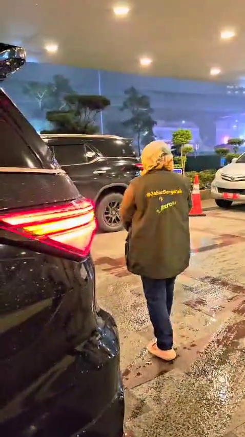 Tak niat bermewah-mewahan, istri Walikota Bekasi ungkap alasannya mengungsi ke hotel saat banjir