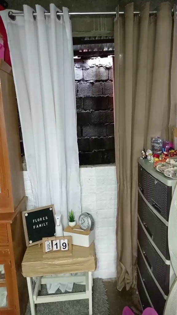 Dari luar seperti rumah kosong tak terawat, 9 potret dalam hunian sederhana ini estetik rapi pol