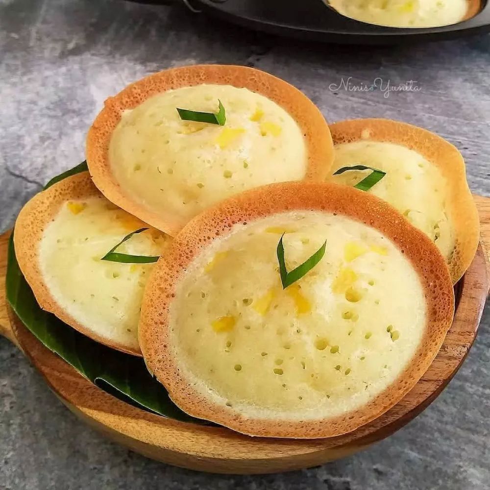 Serabi, apem, dan kue tete: Sama-sama terbuat dari bahan tepung beras dan santan, tapi apa bedanya?