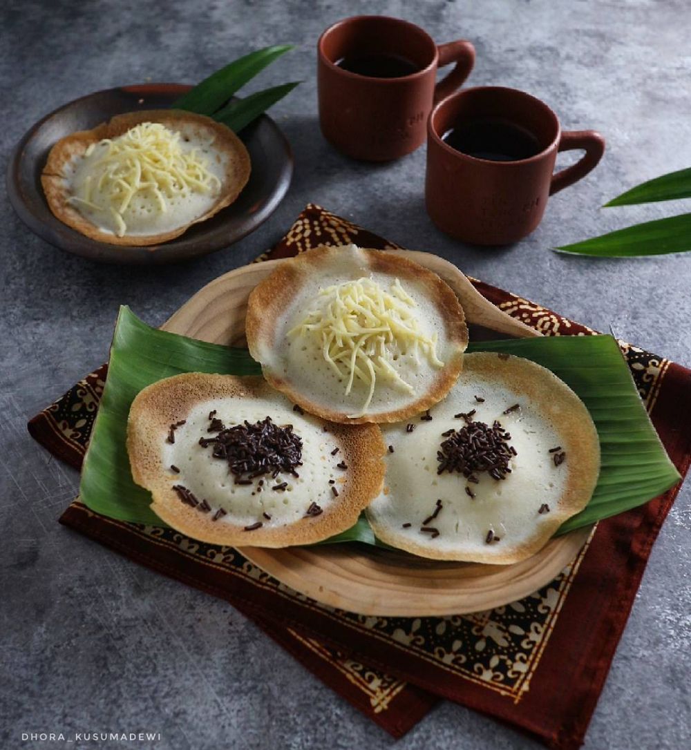Serabi, apem, dan kue tete: Sama-sama terbuat dari bahan tepung beras dan santan, tapi apa bedanya?