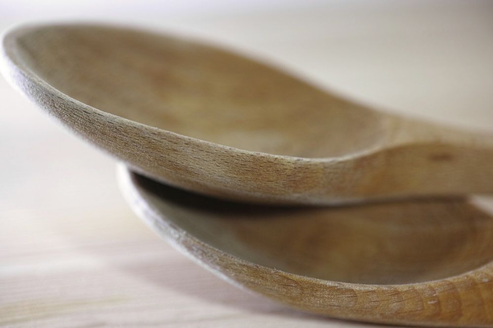 Jarang diketahui, ternyata sendok kayu bisa cegah air mendidih tumpah, ini alasannya