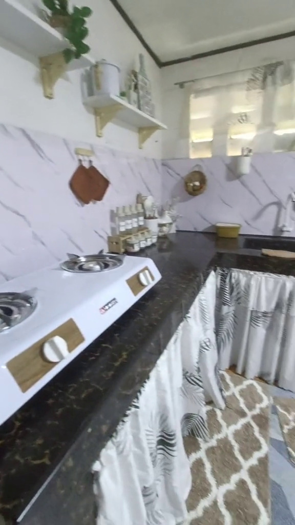 Dari luar tampak kumuh, bagian dalam rumah ini bak perumahan elit, 9 potretnya bikin melongo