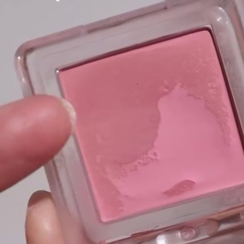 Jangan dikerik, ini trik atasi blush on mengeras dan tak pigmented karena kering cuma andalkan 1 alat