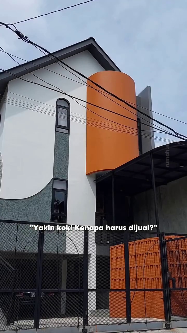 Tak masalah tinggal di area rawan banjir, 9 potret rumahnya usai renovasi jadi antibanjir bikin kagum