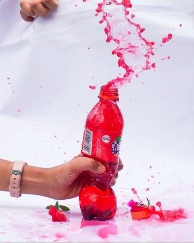 Modal HP ganjelan pintu, 9 potret hasil foto produk siswa ini hasilnya kayak iklan di TV