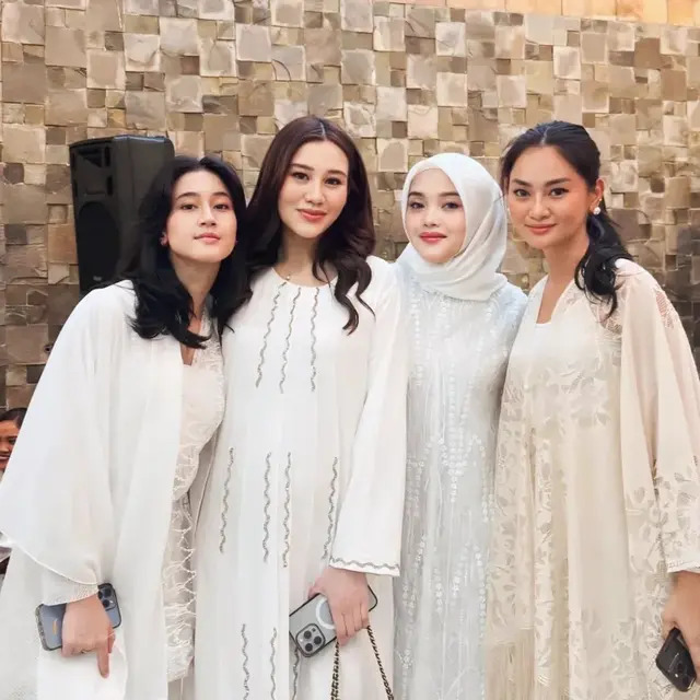 9 Momen akikah baby Selina dan Mahalini, digelar sederhana undang anak yatim