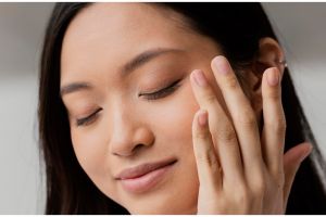 Wajah cerah dalam sekejap, ini cara agar kulit bebas spot gelap cuma pakai 1 jenis kulit buah