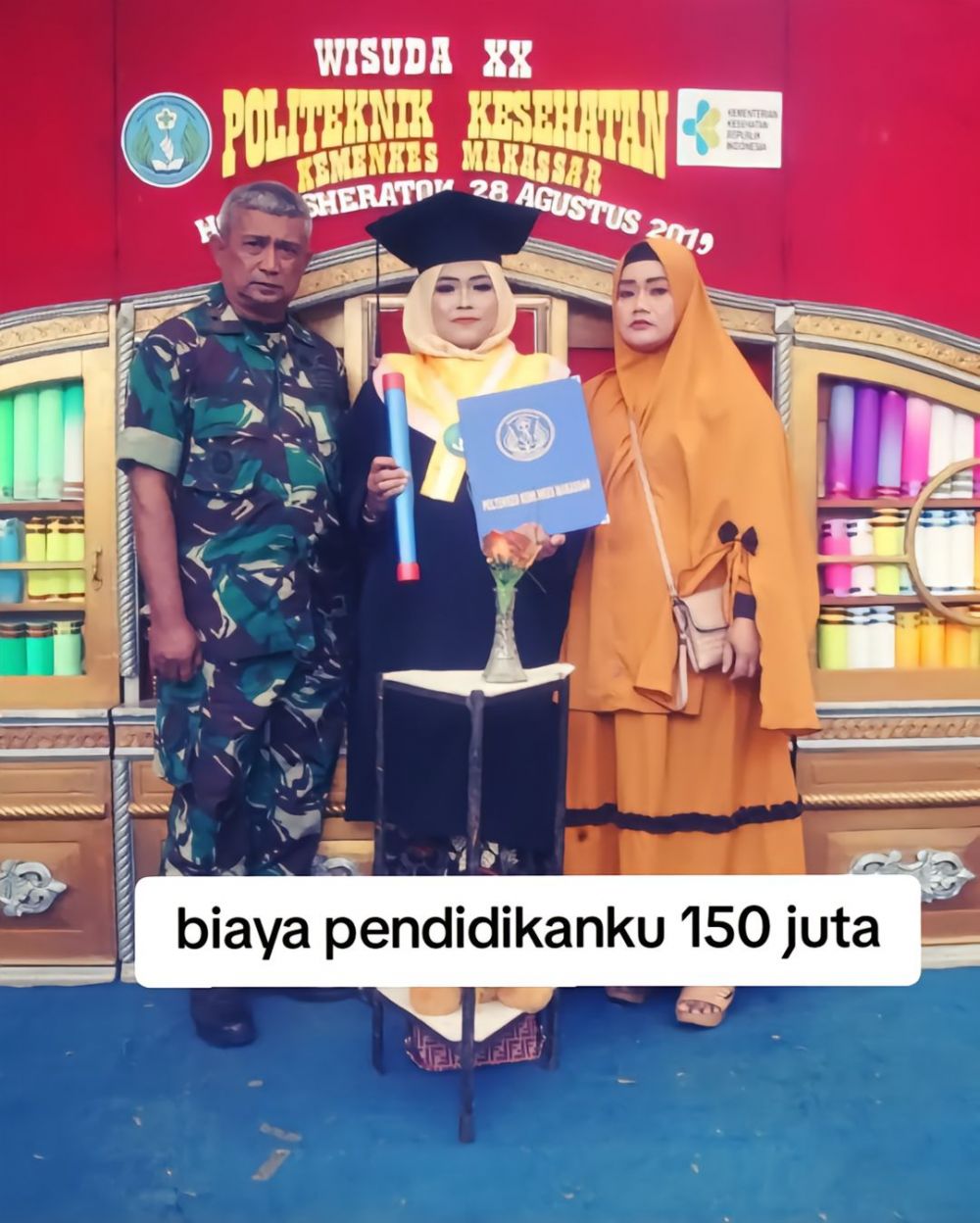 Kuliah ratusan juta jadi perawat honornya Rp700 ribu perbulan, wanita ini pilih digaji layak di Arab