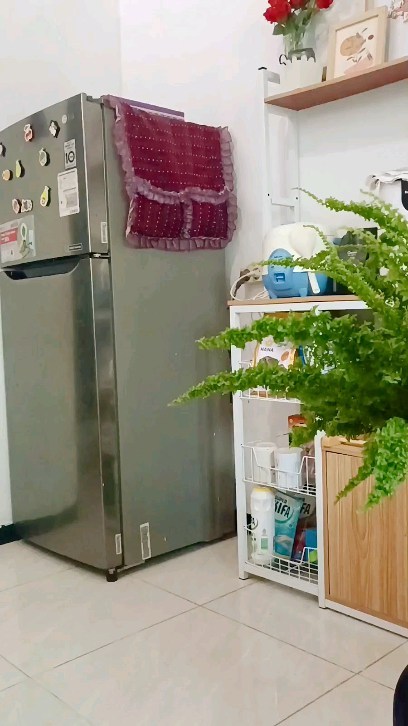 Elegan meski tanpa kitchen set, 10 potret dapur Japandi ini visualnya yang estetik bikin betah