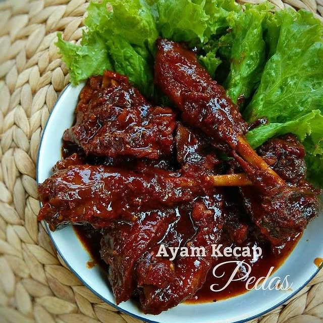 20 Resep masakan ayam paling enak buat buka puasa, empuk, bumbu meresap, dan sederhana