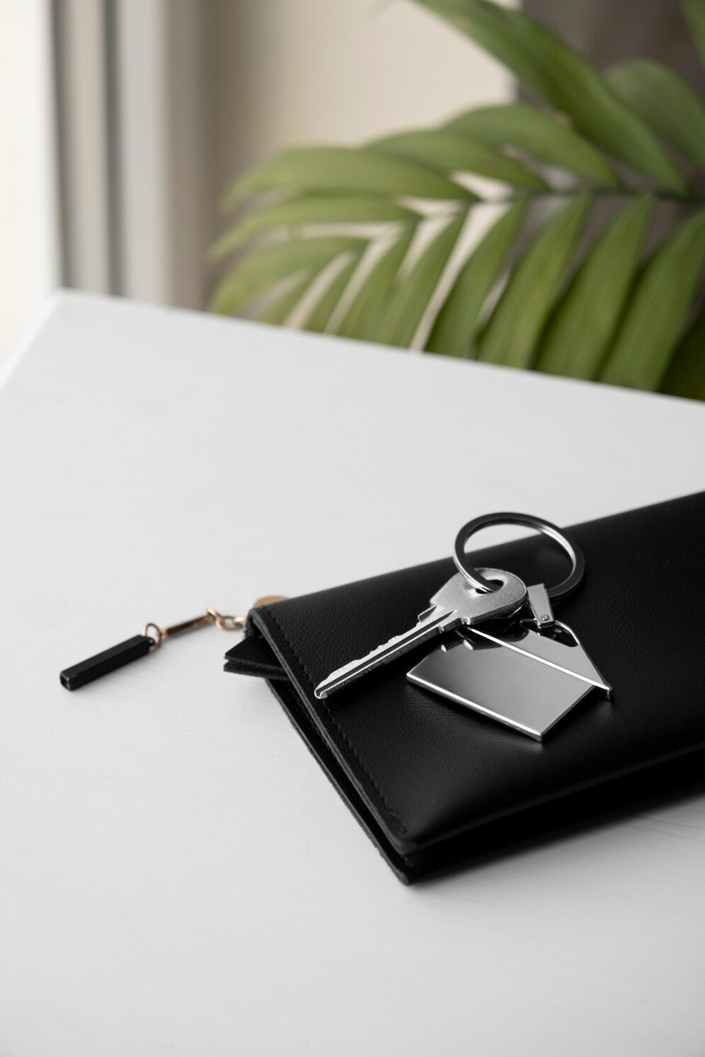 Bukan sekadar desain, ini rahasia di balik bentuk kunci rumah yang tak banyak diketahui orang