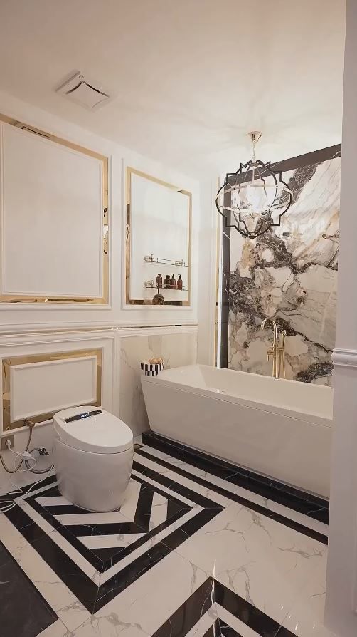 Tasyi Athasyia makeover kamar tidur mewahnya, intip 10 potretnya, furnitur serba warna emas