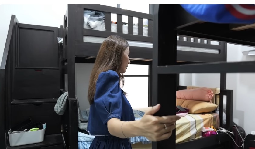 Rumah baru Sarwendah dibangun 3 lantai, 11 potret kamar ART-nya ini mungil tapi bisa buat 4 orang