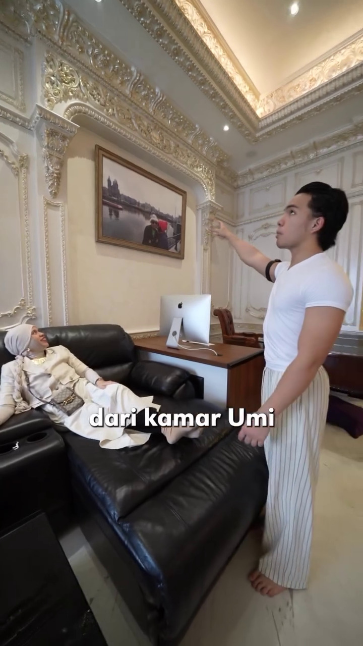 Saaih Halilintar beli rumah Rp120 M, ini potret kamar mewah untuk ortu, kasurnya bisa muat 1 keluarga