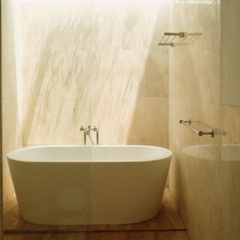 Natasha Rizki makeover rumah jadi kian kalem, 11 potret hunian usai renovasi punya musala estetik