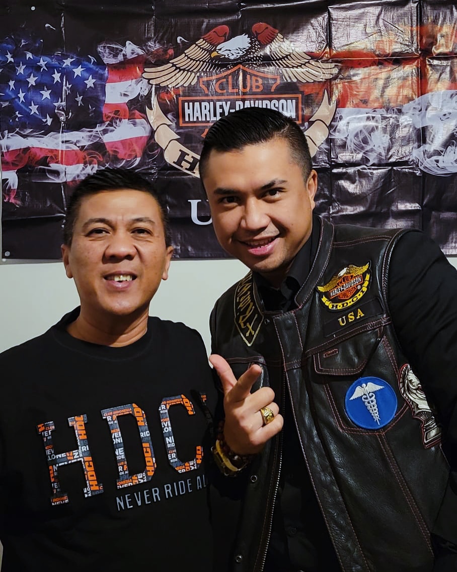 9 Potret Kevin Wazeng pacar baru Mawar AFI yang berprofesi perawat di USA, rela bikin tato untuk pacar