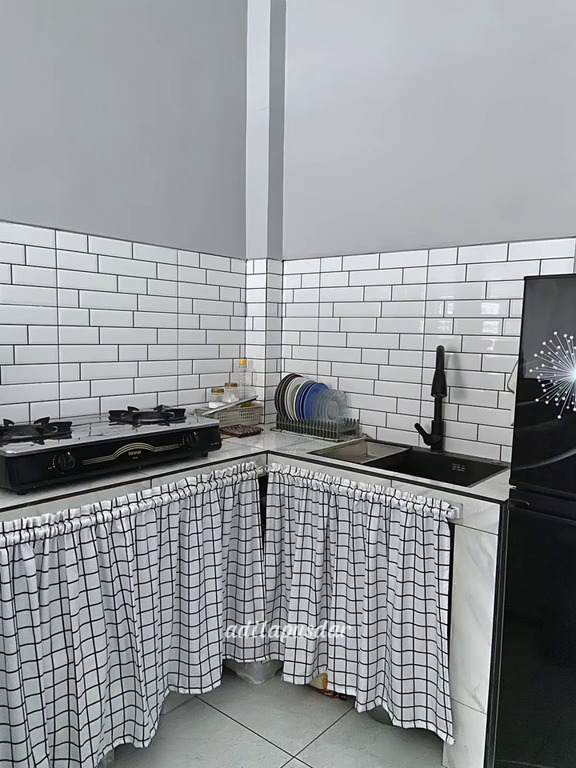 Budget pas-pasan, 9 potret rumah subsidi sempit direnovasi jadi bertingkat ini hasilnya bikin plong